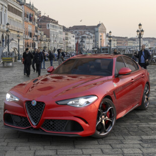 Alfa Romeo Giulia Quadrifoglio 2016
